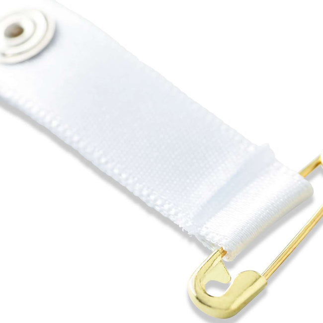 Shoulder strap retainers with safety pin